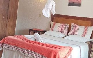 17 Bedroom House For Sale in Uis