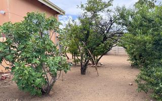 4 Bedroom House For Sale in Hochlandpark