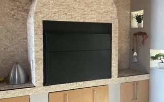 5 Bedroom House For Sale in Henties Bay Central