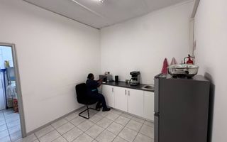 Office / Retail / Mixed Use To Rent in Northern Industrial,...