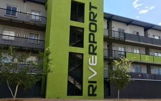 2 Bedroom Apartment/Penthouse For Sale in Windhoek Central,...