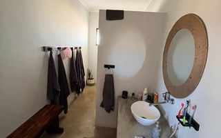 Farm For Sale in Hochfeld