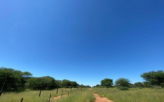 Farm For Sale in Hochfeld