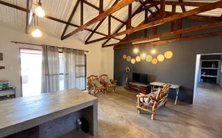 Farm For Sale in Hochfeld