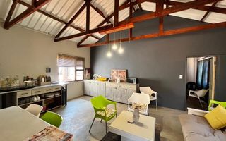 Farm For Sale in Hochfeld