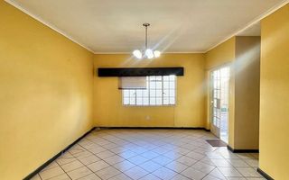 2 Bedroom Townhouse For Sale in Hochlandpark, Windhoek
