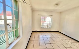 2 Bedroom Townhouse For Sale in Hochlandpark, Windhoek