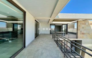 4 Bedroom House For Sale in Kleine Kuppe