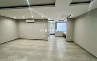 4 Bedroom House For Sale in Kleine Kuppe