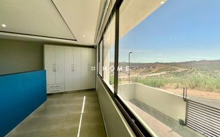 4 Bedroom House For Sale in Kleine Kuppe