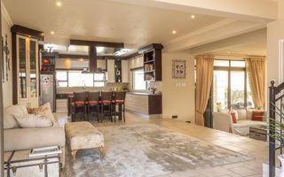 4 Bedroom House For Sale in Ludwigsdorf