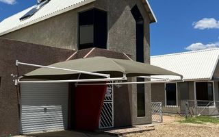 3 Bedroom House For Sale in Osona Village