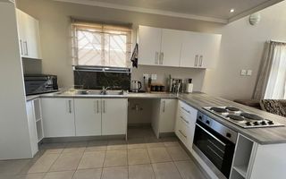 3 Bedroom House For Sale in Osona Village