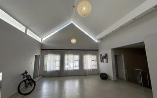 4 Bedroom House For Sale in Elisenheim