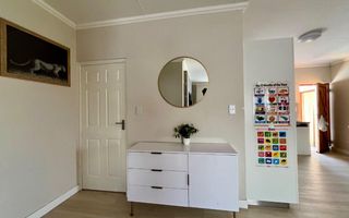 3 Bedroom House For Sale in Osona Village