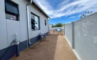 3 Bedroom House For Sale in Osona Village