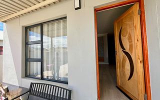 3 Bedroom House For Sale in Osona Village