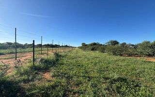 Small Holding / Plot For Sale in Hochfeld