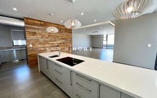 4 Bedroom House To Rent in Kleine Kuppe