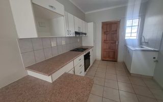 2 Bedroom House For Sale in PIONIERS PARK EXT 1