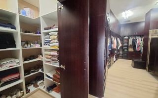 4 Bedroom House For Sale in Ludwigsdorf