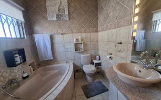 4 Bedroom House For Sale in Ludwigsdorf