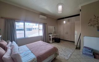 4 Bedroom House For Sale in Ludwigsdorf