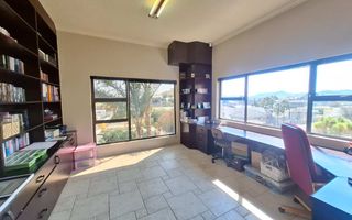 4 Bedroom House For Sale in Ludwigsdorf