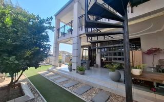 4 Bedroom House For Sale in Ludwigsdorf