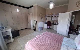 4 Bedroom House For Sale in Ludwigsdorf