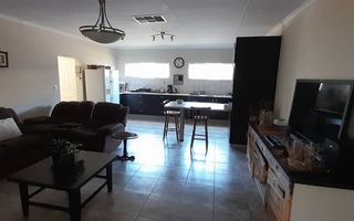 2 Bedroom Townhouse For Sale in Okahandja