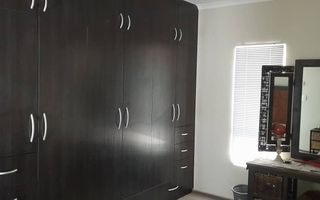 2 Bedroom Townhouse For Sale in Okahandja
