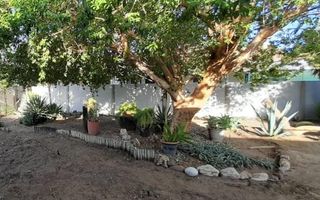 2 Bedroom Townhouse For Sale in Okahandja