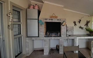 2 Bedroom Townhouse For Sale in Okahandja