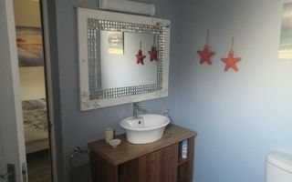 6 Bedroom House For Sale in Swakopmund Central, Swakopmund