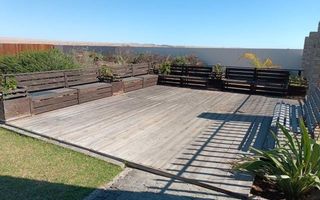 5 Bedroom House For Sale in Swakopmund River Plots