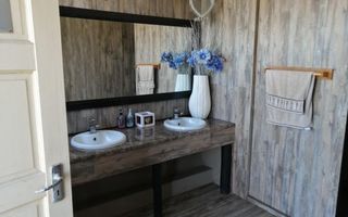 16 Bedroom House For Sale in Hage Heights, Swakopmund