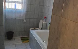 3 Bedroom House For Sale in Rehoboth