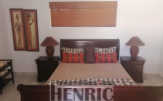 4 Bedroom House For Sale in Vogelstrand