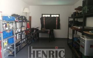 4 Bedroom House For Sale in Vogelstrand