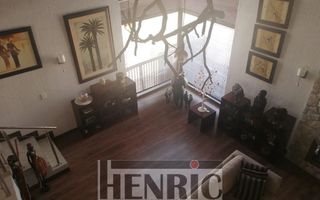 4 Bedroom House For Sale in Vogelstrand