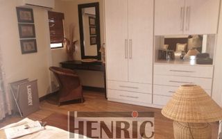 4 Bedroom House For Sale in Vogelstrand