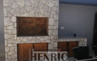 4 Bedroom House For Sale in Vogelstrand