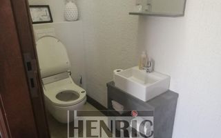 4 Bedroom House For Sale in Vogelstrand