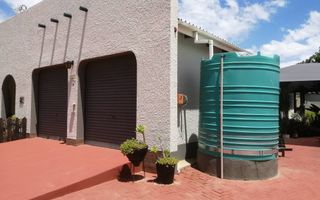 4 Bedroom House For Sale in Okahandja