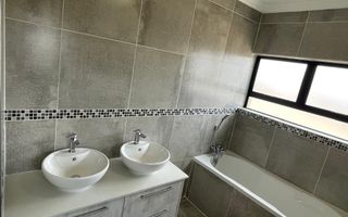 3 Bedroom House For Sale in Mile 4 Extension 1, Swakopmund