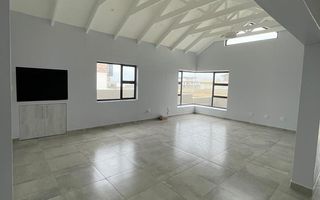 3 Bedroom House For Sale in Mile 4 Extension 1, Swakopmund