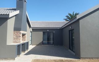 3 Bedroom House For Sale in Mile 4 Extension 1, Swakopmund