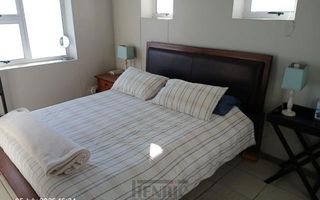 3 Bedroom Apartment/Penthouse For Sale in Long Beach