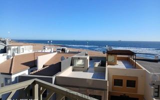 3 Bedroom Apartment/Penthouse For Sale in Long Beach